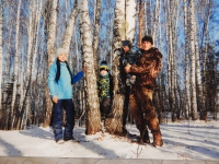 Экологическое фото "Мама, папа, я и времена года" Дружная семейка